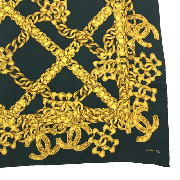 SOLD CHANEL CC Logo 100% Silk Scarf Multicolor - Picture 3 of 4